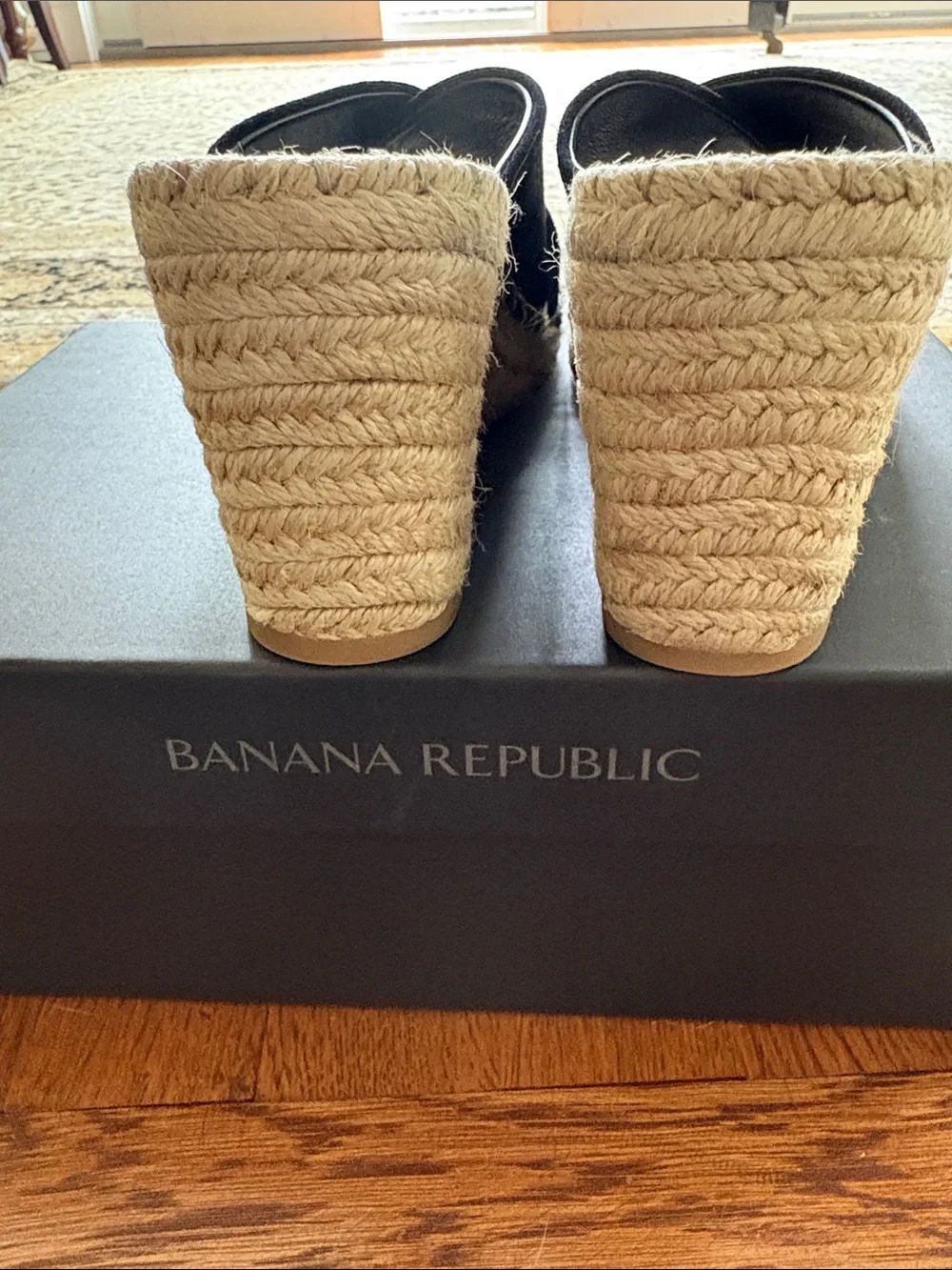 Banana Republic black slip
